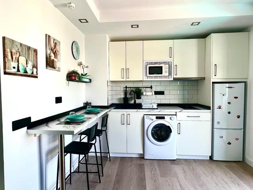 Fm Beach Home - Renovated Apartment With Swimming Pool Near Maspalomas Dunes & Beach Πλάγια ντελ Ινγκλές Εξωτερικό φωτογραφία